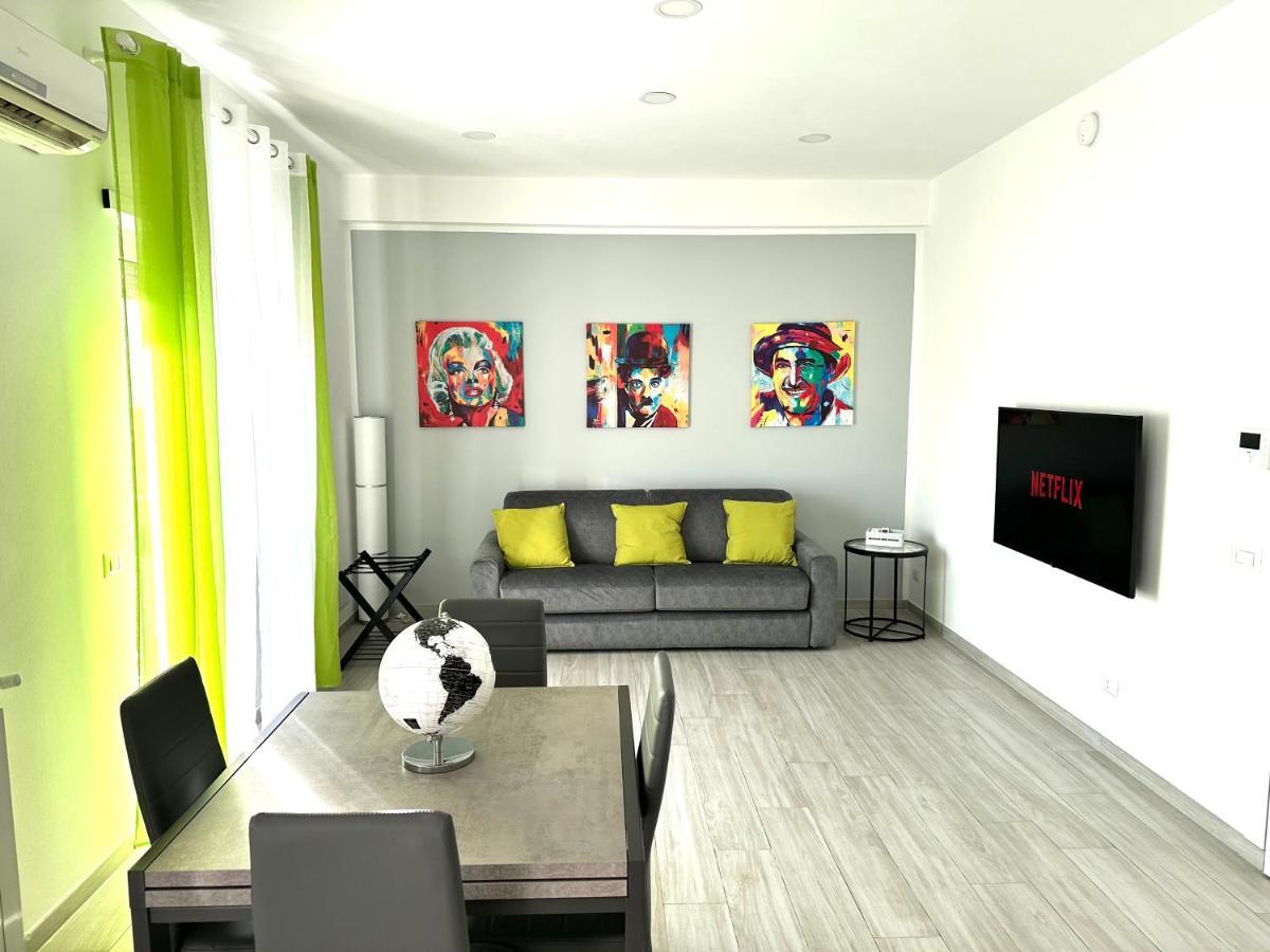Simply House 奇维塔韦基亚 外观 照片
